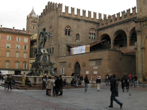 Palazzo re Enzo in Bologna Italy